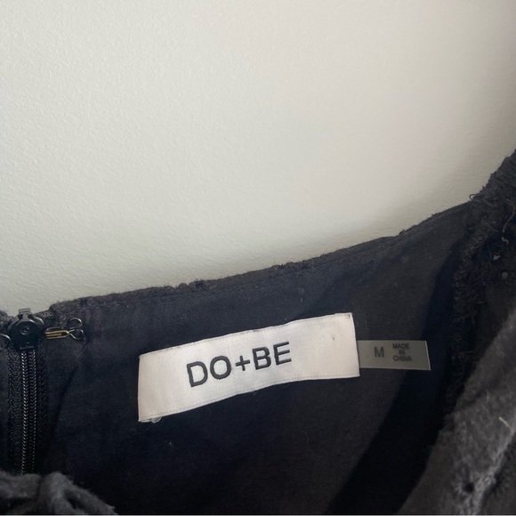 Do + Be Black Eyelet Lace Cropped Top - Picture 3 of 9